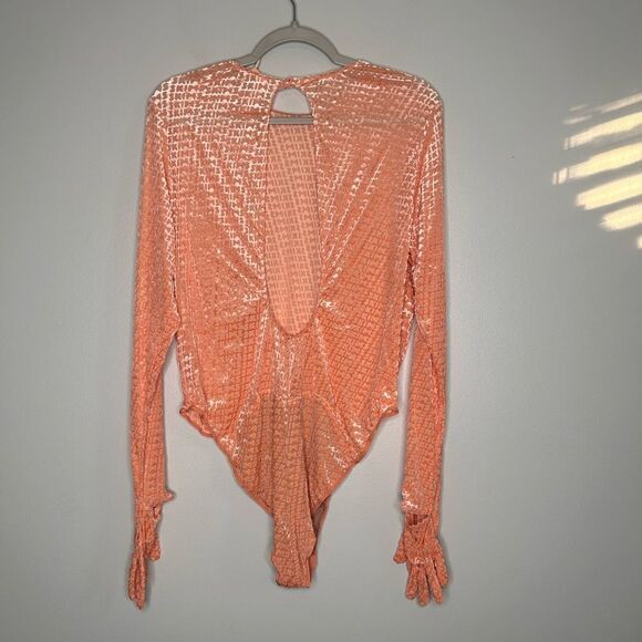 Skims Velvet Logo Glove Bodysuit NWT - Picture 4 of 4